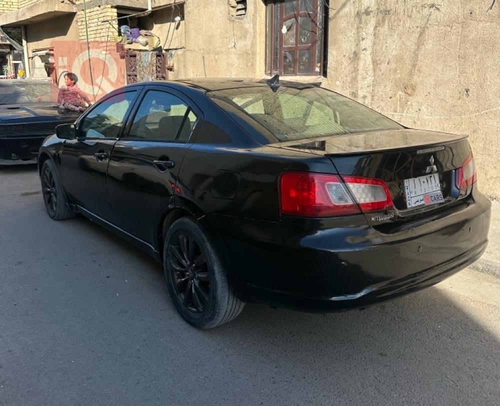 ميتسوبيشي جالنت